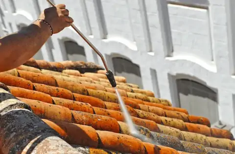 Nettoyage de toitures - Pédernec